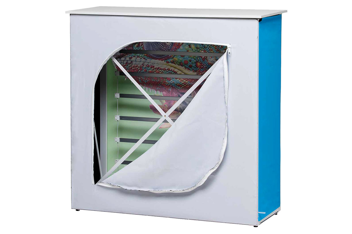 Expo-Fabric-Pro-lightbox-Counter-with-backround-3.jpg