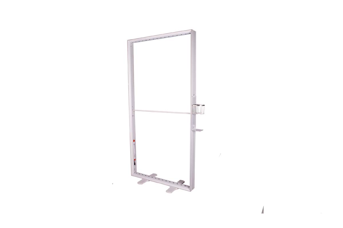 Lightbox-banner-bracket.jpg